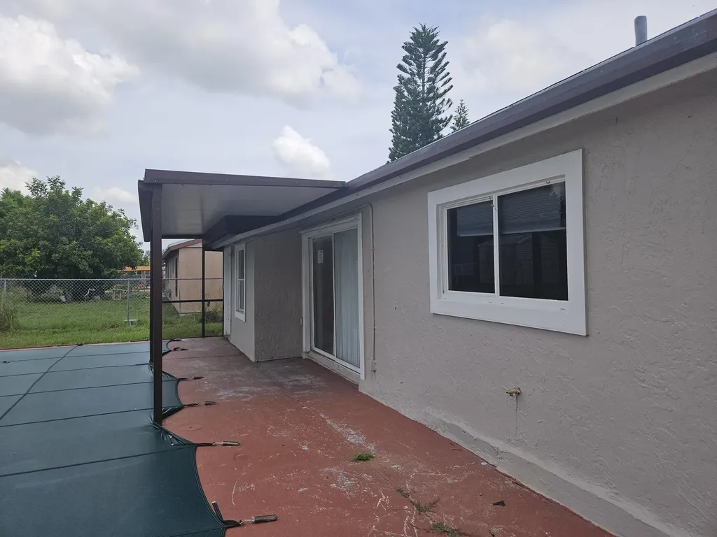 252 SW Cherryhill Road Port St Lucie FL 34953