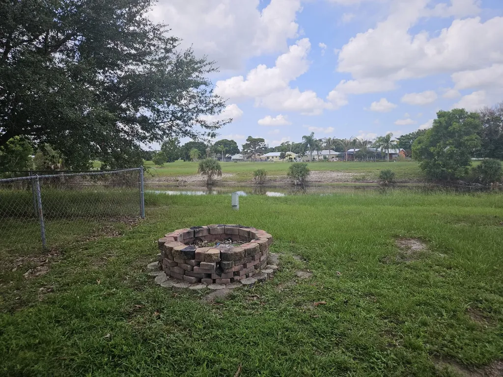252 SW Cherryhill Road Port St Lucie FL 34953