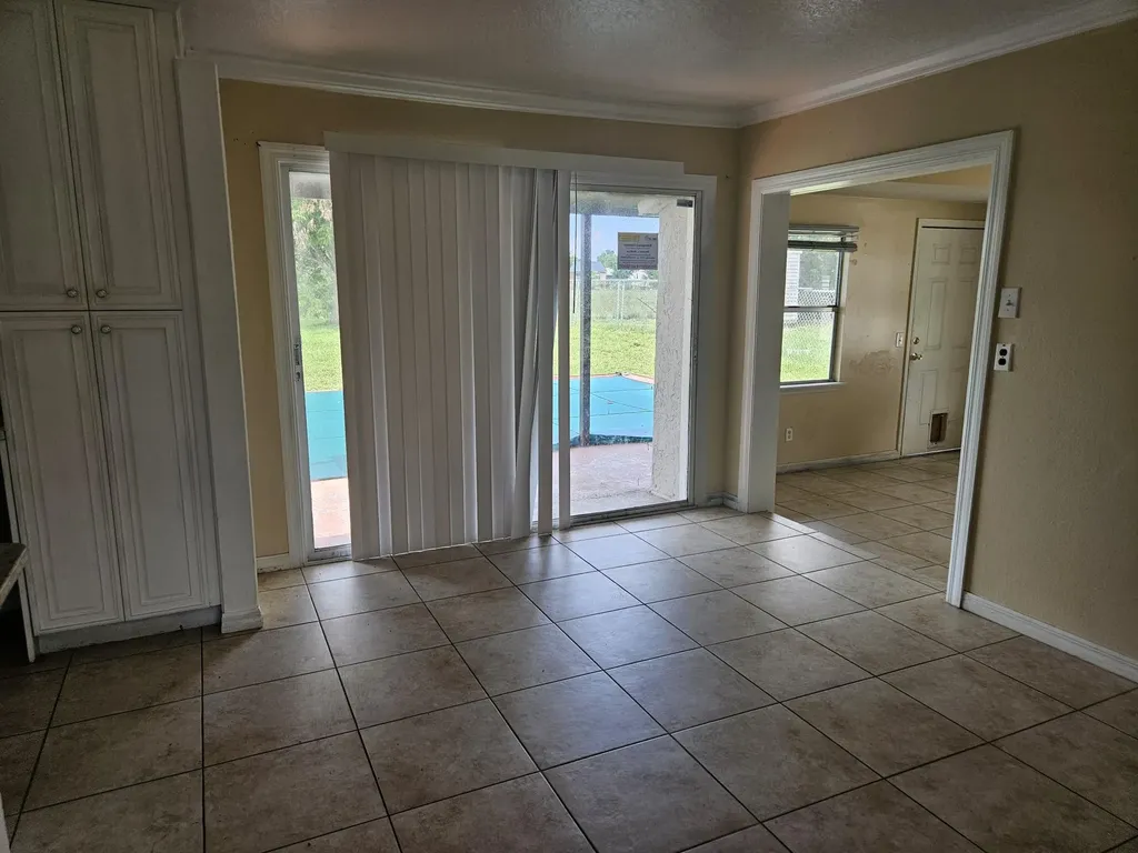 252 SW Cherryhill Road Port St Lucie FL 34953