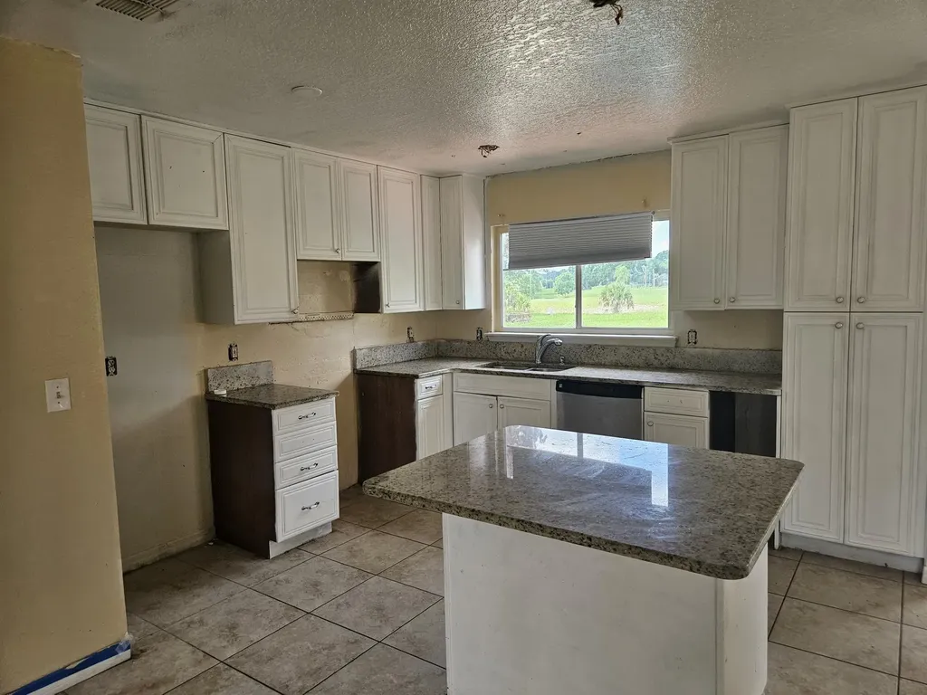 252 SW Cherryhill Road Port St Lucie FL 34953