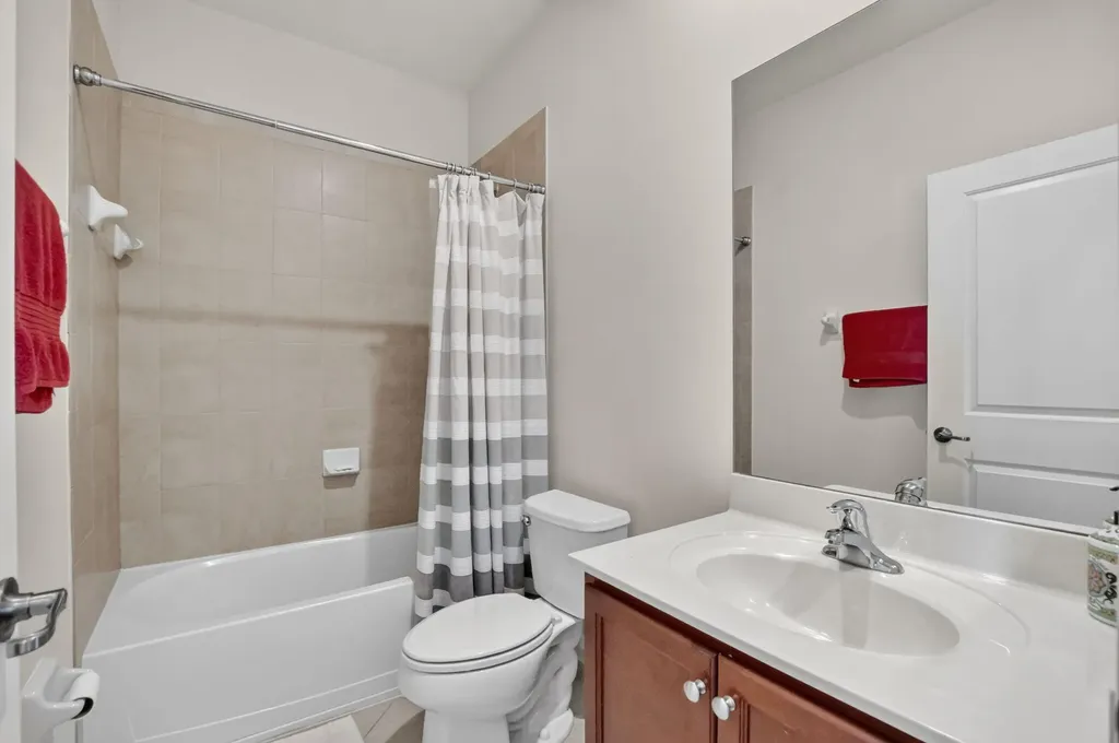 27 NW Hawthorne Place Boca Raton FL 33432
