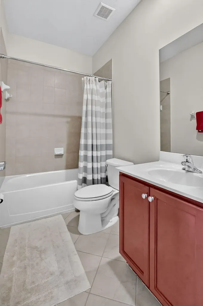 27 NW Hawthorne Place Boca Raton FL 33432