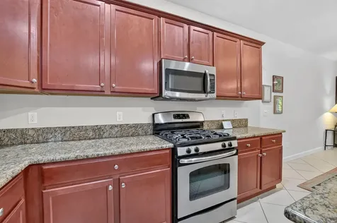 27 NW Hawthorne Place Boca Raton FL 33432