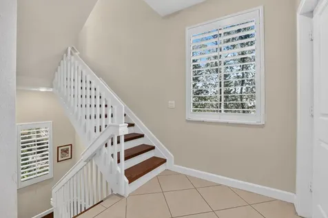 27 NW Hawthorne Place Boca Raton FL 33432