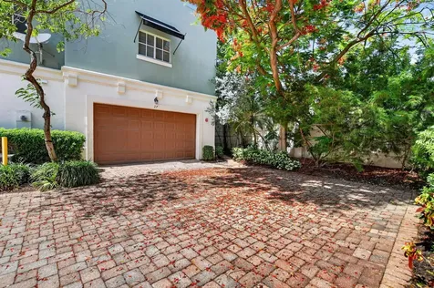 27 NW Hawthorne Place Boca Raton FL 33432