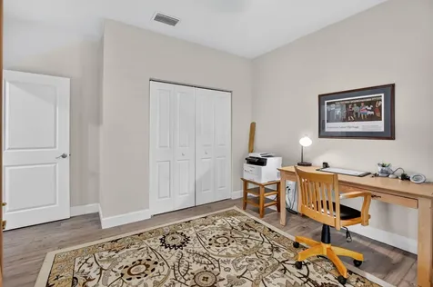 27 NW Hawthorne Place Boca Raton FL 33432