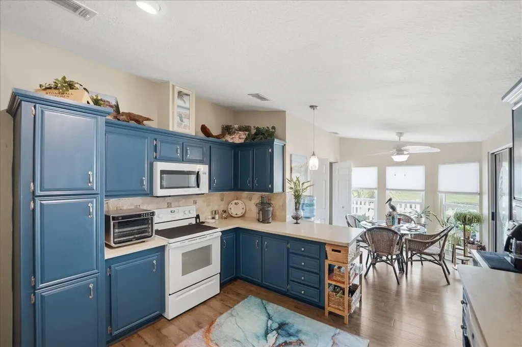 8475 Filifera Court Port St Lucie FL 34952