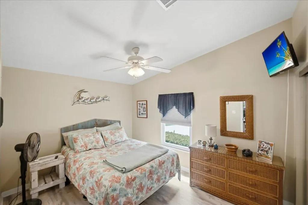 8475 Filifera Court Port St Lucie FL 34952