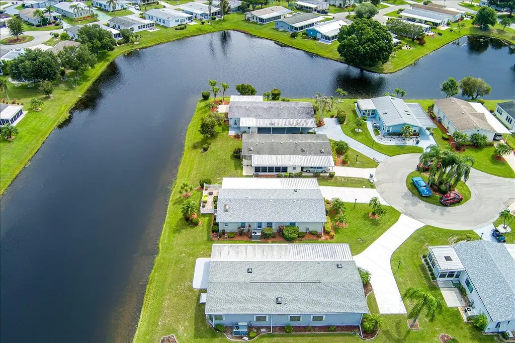 8475 Filifera Court Port St Lucie FL 34952