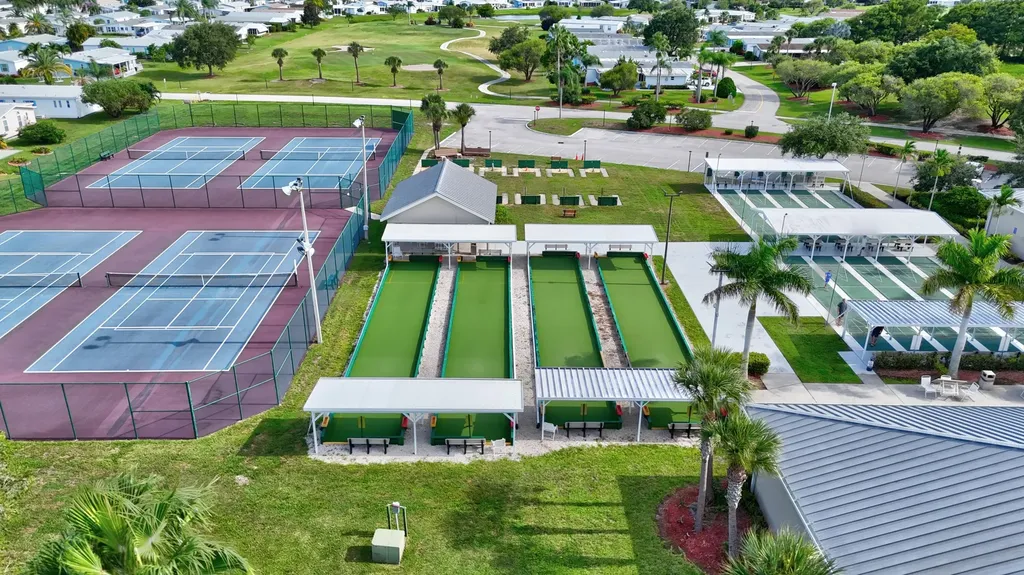 8475 Filifera Court Port St Lucie FL 34952