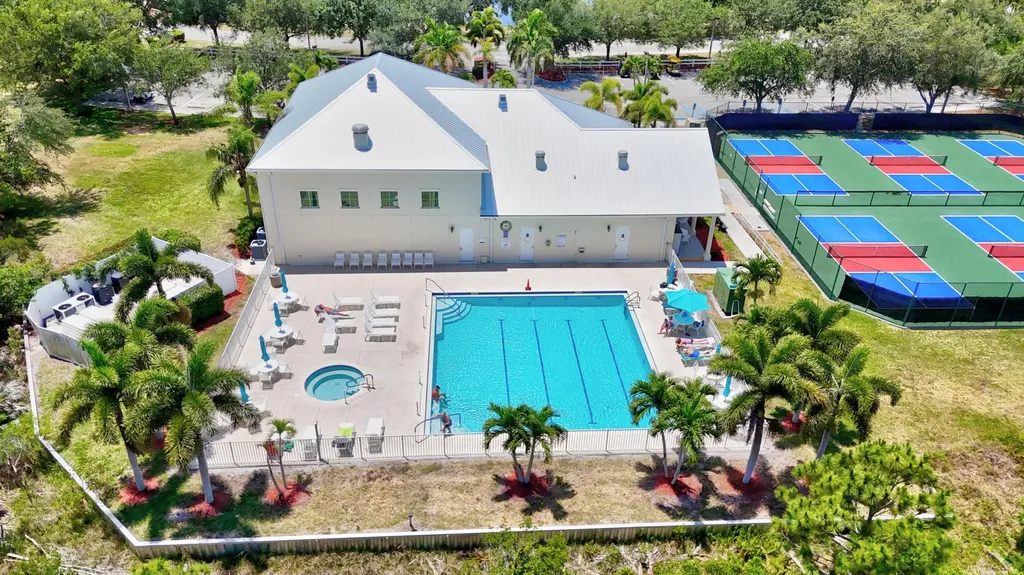 8475 Filifera Court Port St Lucie FL 34952