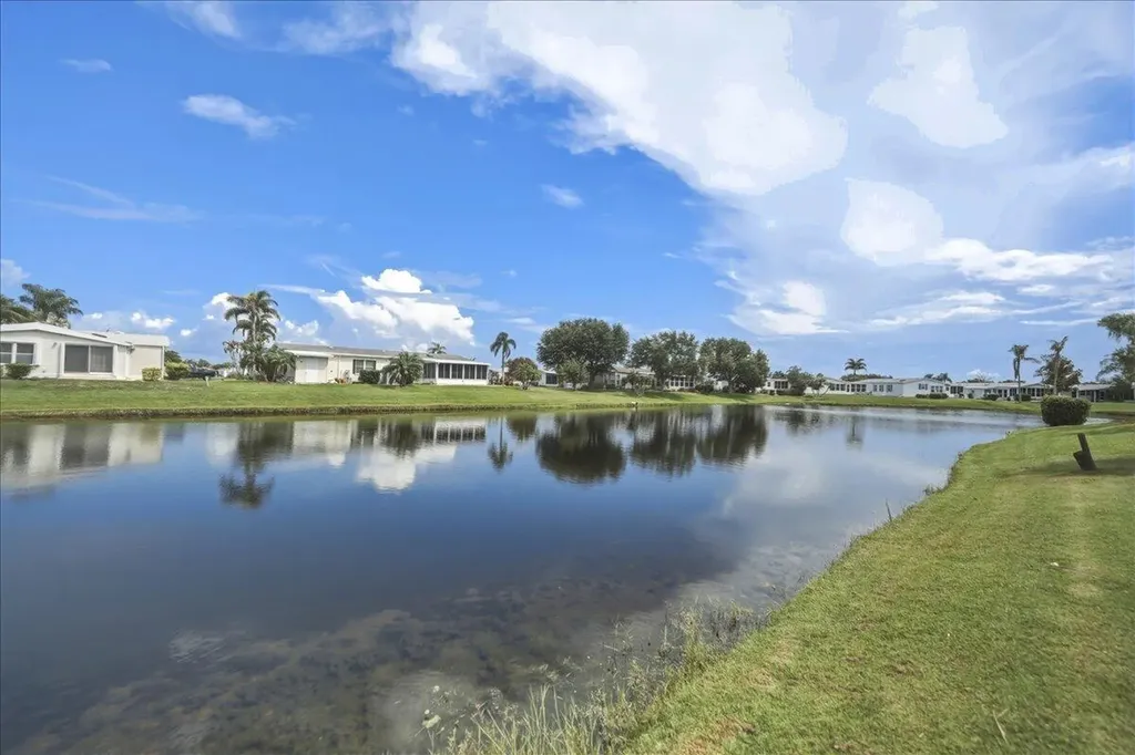 8475 Filifera Court Port St Lucie FL 34952