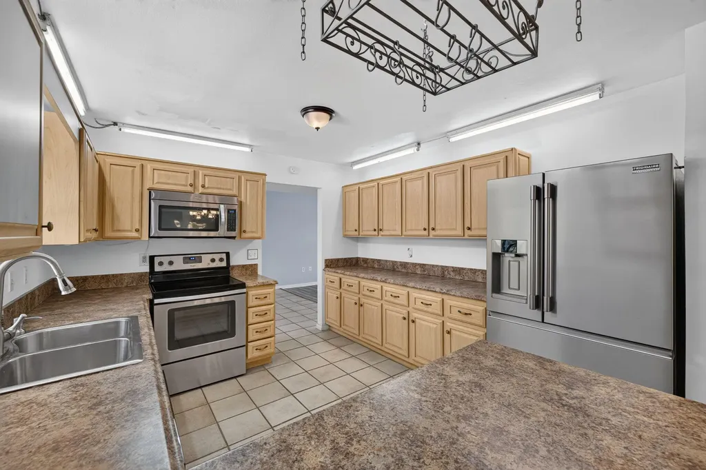 1556 SE Sinbad Avenue Port St Lucie FL 34952