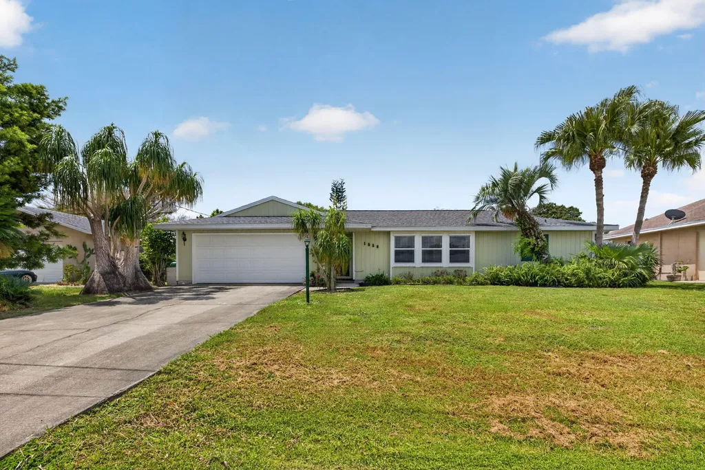 1556 SE Sinbad Avenue Port St Lucie FL 34952