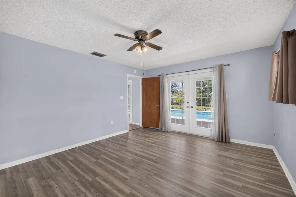 1556 SE Sinbad Avenue Port St Lucie FL 34952