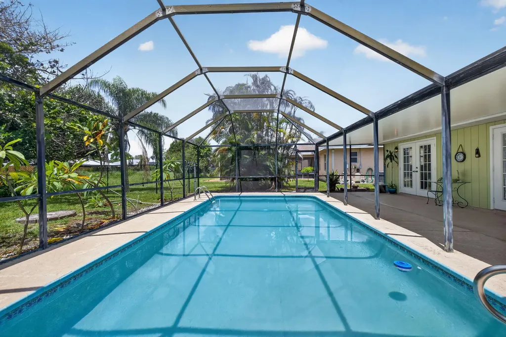 1556 SE Sinbad Avenue Port St Lucie FL 34952