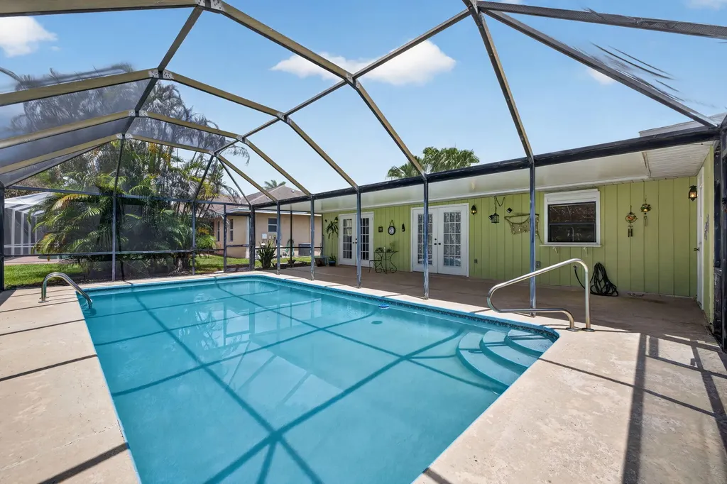 1556 SE Sinbad Avenue Port St Lucie FL 34952