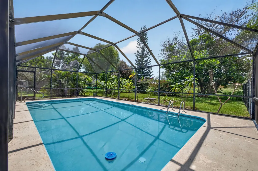 1556 SE Sinbad Avenue Port St Lucie FL 34952