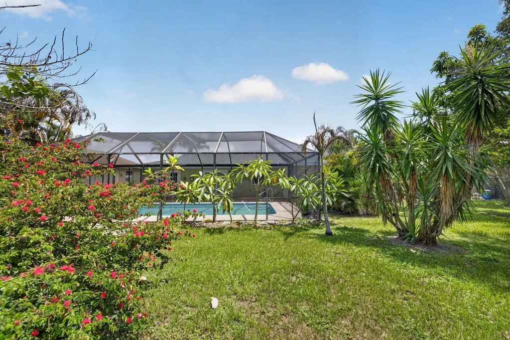 1556 SE Sinbad Avenue Port St Lucie FL 34952