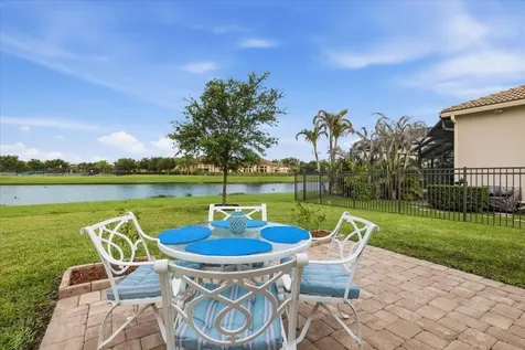 2024 Albany Terrace SW Vero Beach FL 32968