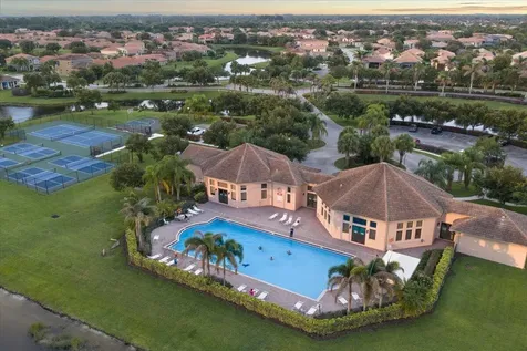 2024 Albany Terrace SW Vero Beach FL 32968