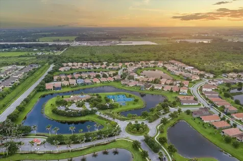2024 Albany Terrace SW Vero Beach FL 32968