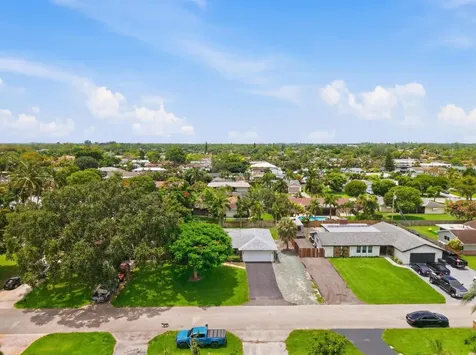 31 W Coconut Drive Lake Worth FL 33467