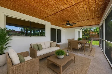 31 W Coconut Drive Lake Worth FL 33467
