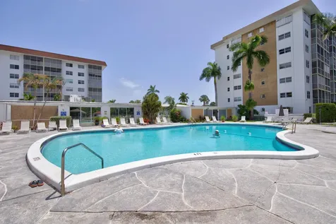 3010 NE 16th Avenue Oakland Park FL 33334