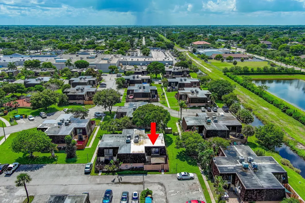 99 Lake Arbor Drive Palm Springs FL 33461