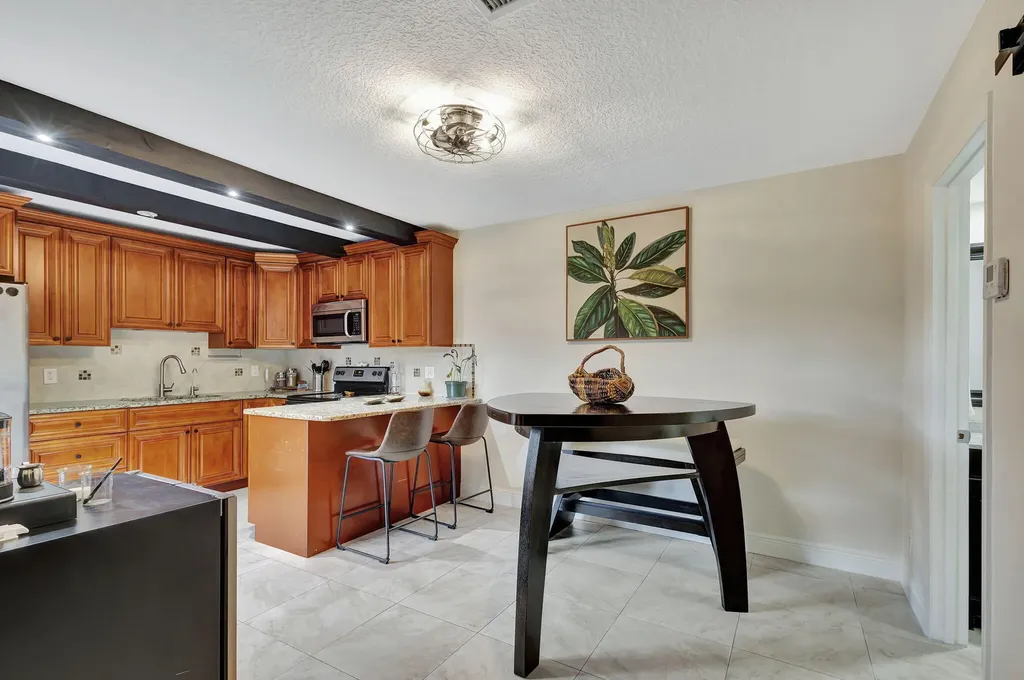 99 Lake Arbor Drive Palm Springs FL 33461