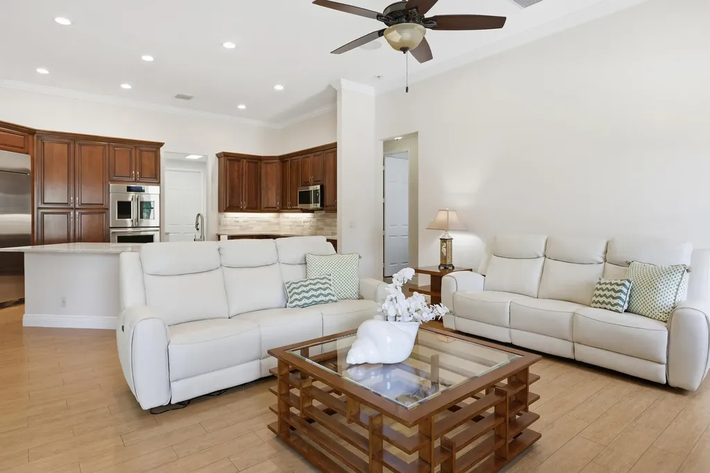 17593 Winterhawk Jupiter FL 33478