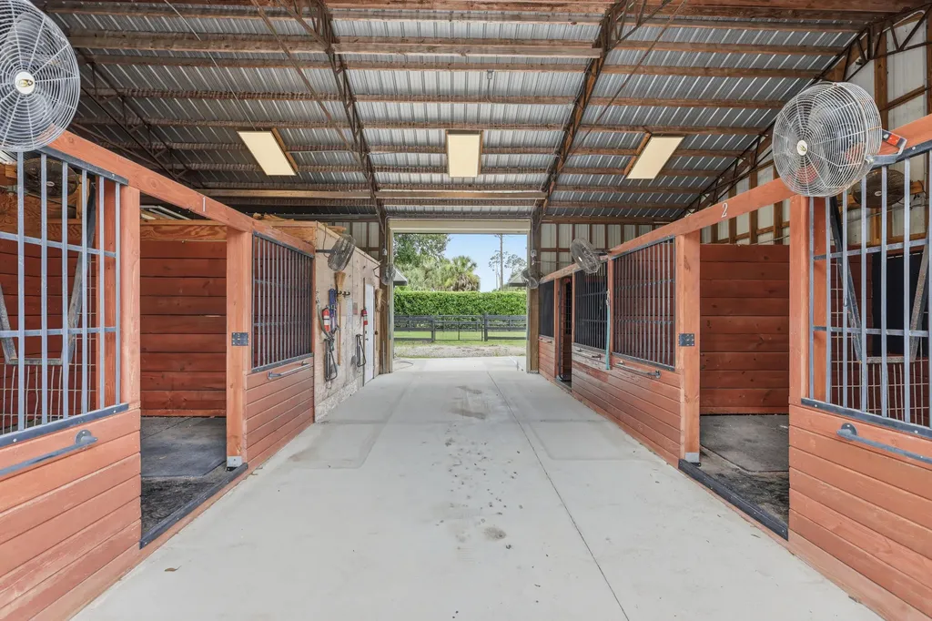 17593 Winterhawk Jupiter FL 33478