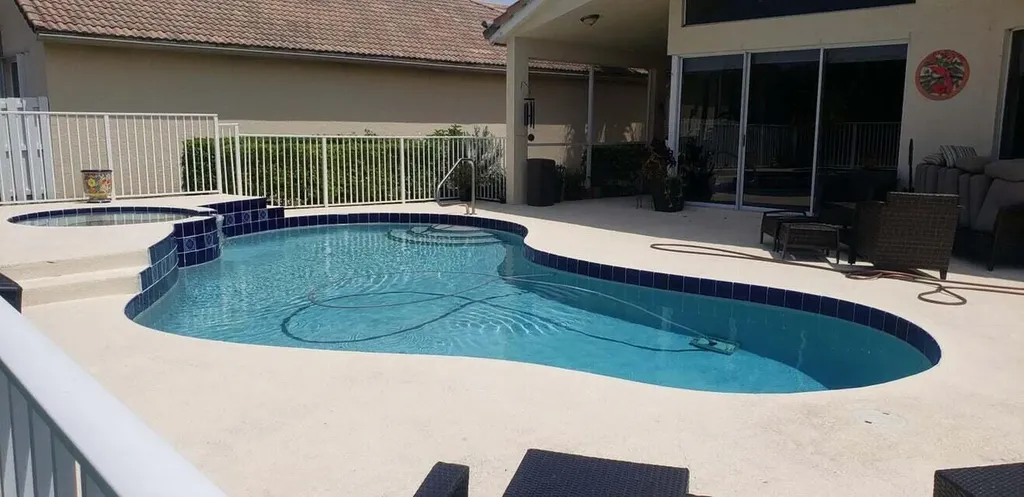 9091 Long Lake Palm Drive S Boca Raton FL 33496