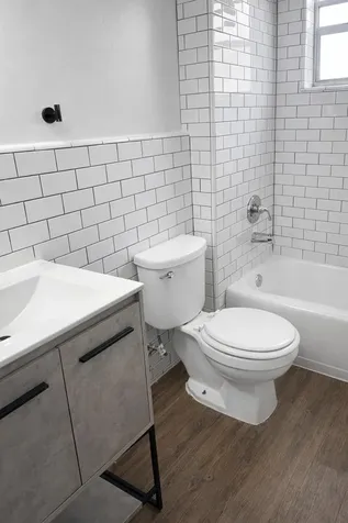 980 NE 169th Street North Miami Beach FL 33162