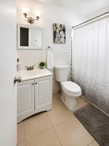 557 W Dayton Circle Fort Lauderdale FL 33312