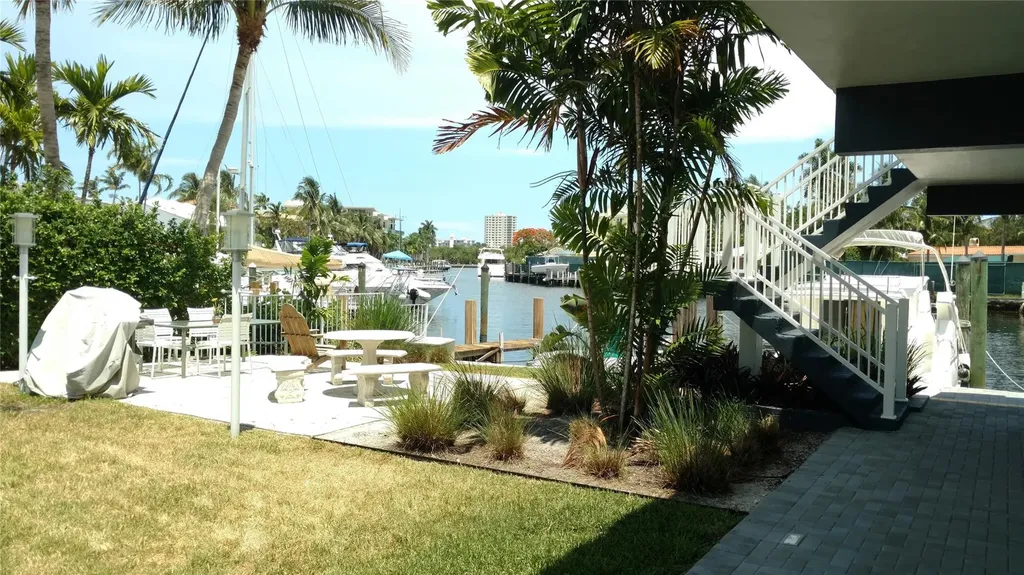 1354 Bayview Drive Fort Lauderdale FL 33304