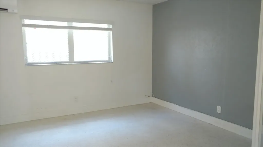 1354 Bayview Drive Fort Lauderdale FL 33304