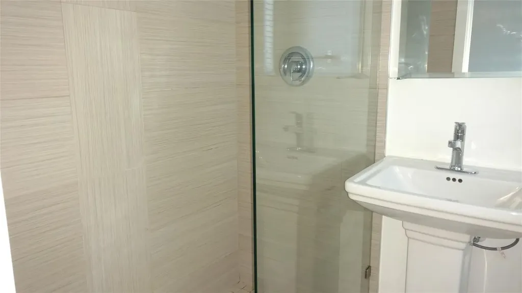 1354 Bayview Drive Fort Lauderdale FL 33304