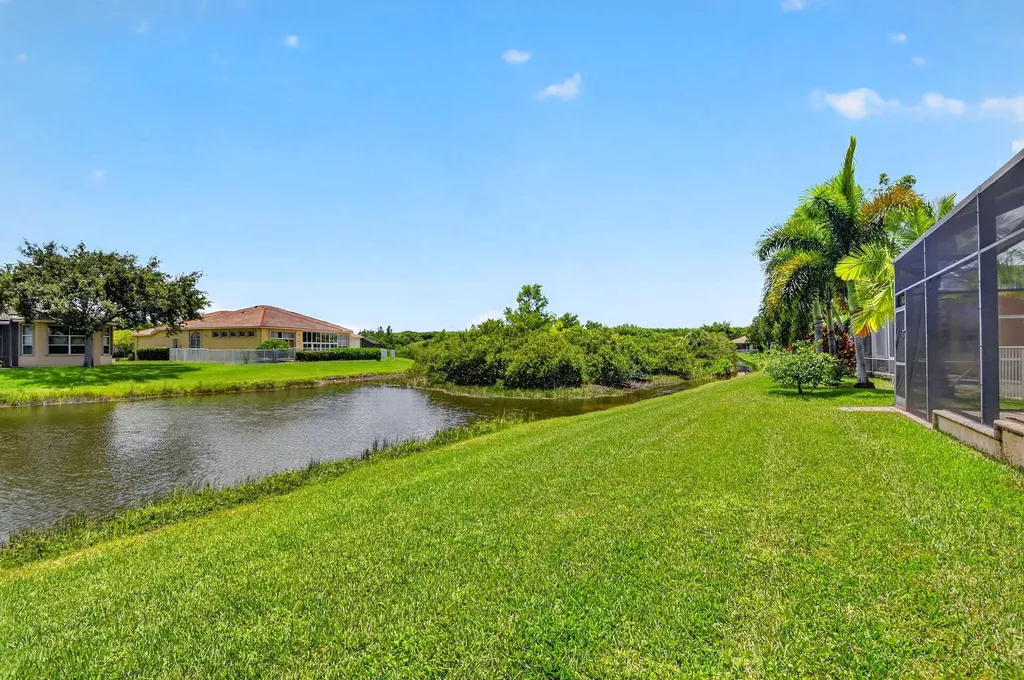 9774 Via Elegante Wellington FL 33411