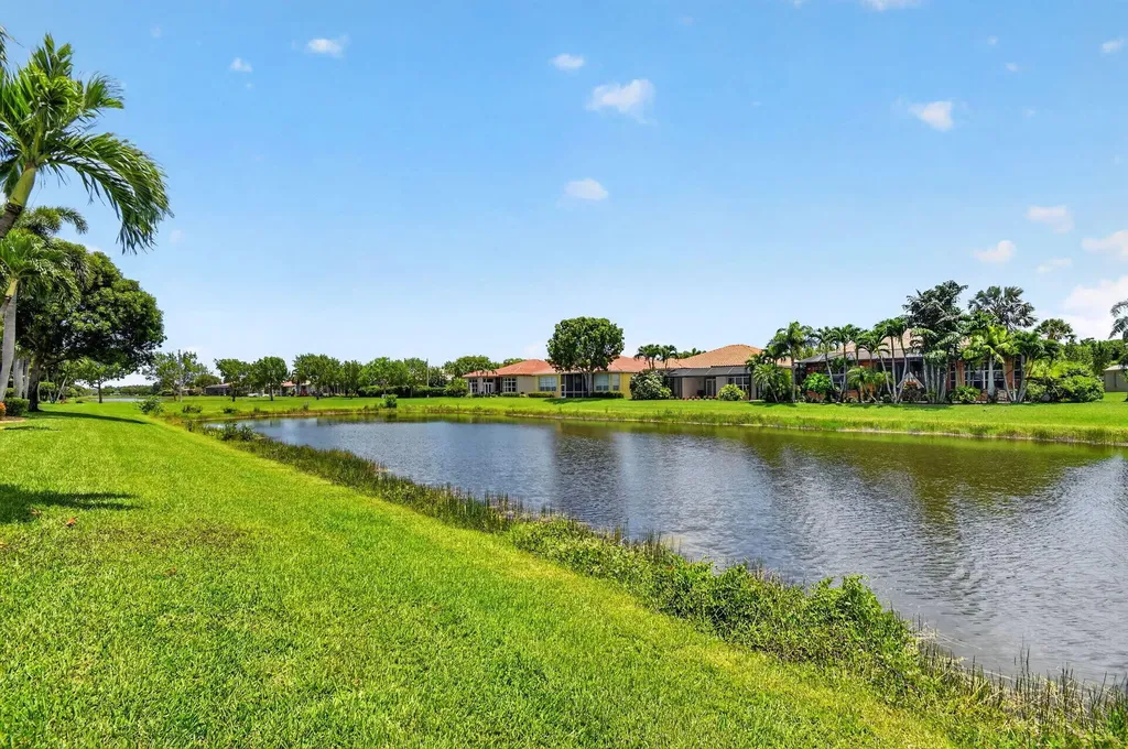 9774 Via Elegante Wellington FL 33411