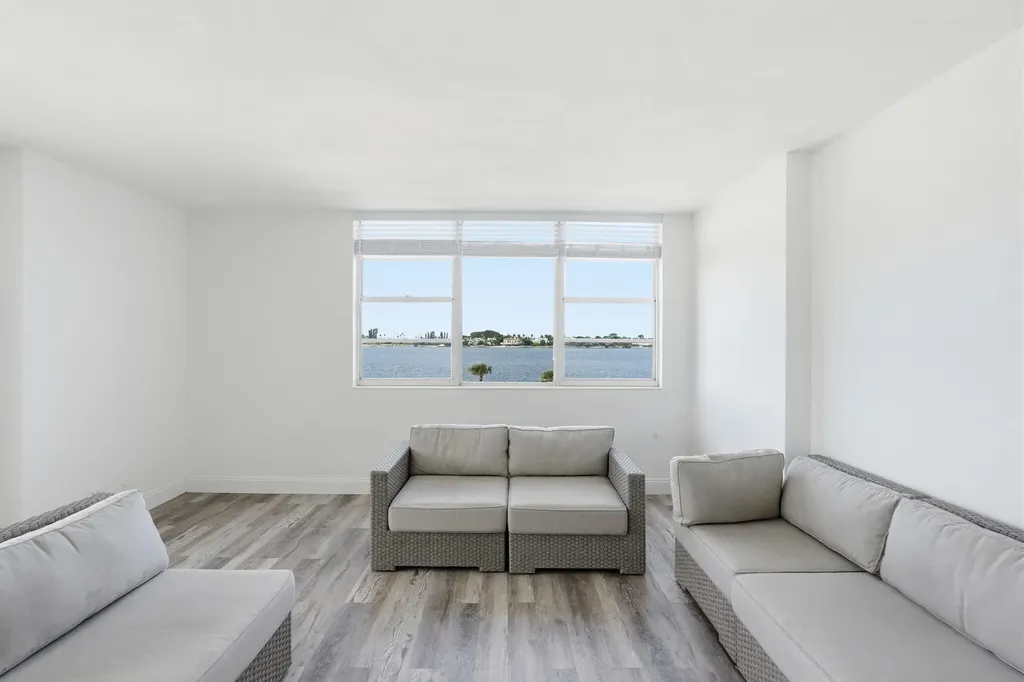 2800 N Flagler Drive West Palm Beach FL 33407