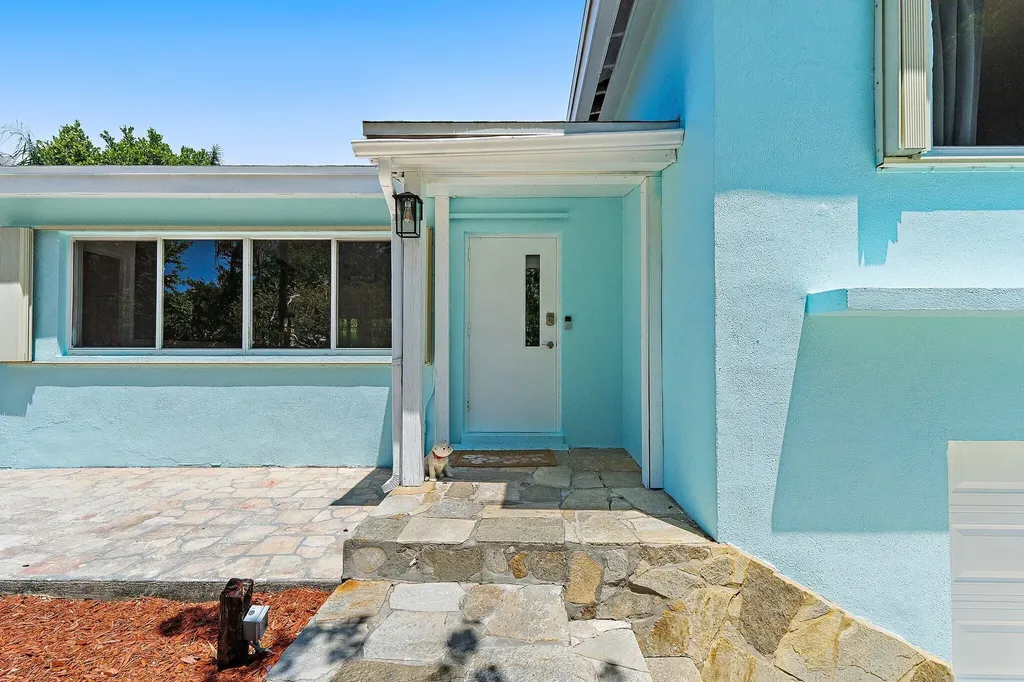 1429 Crest Drive Lake Worth FL 33461
