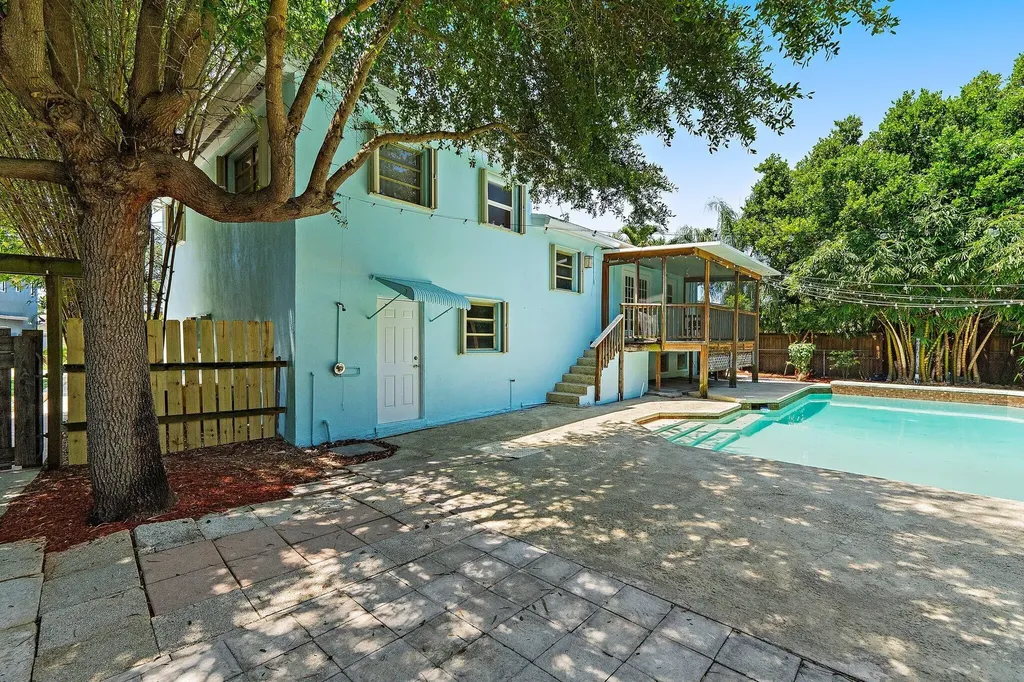 1429 Crest Drive Lake Worth FL 33461