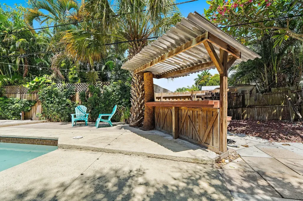 1429 Crest Drive Lake Worth FL 33461