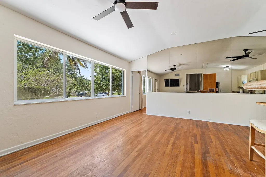 1429 Crest Drive Lake Worth FL 33461