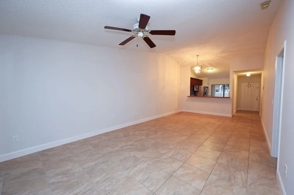10127 E Boca Bend E Boca Raton FL 33428