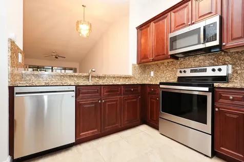 10127 E Boca Bend E Boca Raton FL 33428