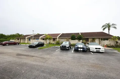 10127 E Boca Bend E Boca Raton FL 33428