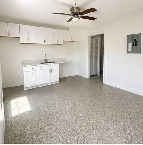 904 10th Street West Palm Beach FL 33401